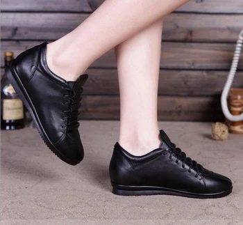 

The Invisible Increase in Casual Shoes Real Cow Leather Single Shoes Elastic Band Travel Shoes Low Heel Increased Within Shoes
