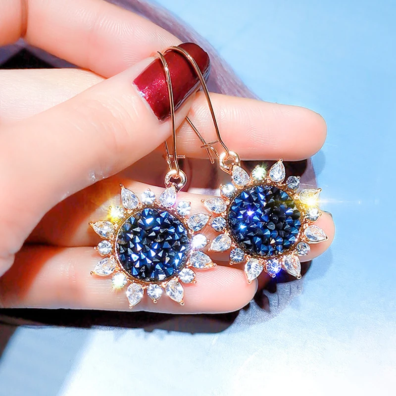 

New Fashion Women Korean Star Cute Zircon Flower Drop Earrings Elegant Water Drop Long Line Pendientes Jewelry Girl Gifts Z4E708