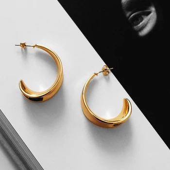 

European and American fashionable geometric arc earpins extremely simple irregular geometric Earrings C-type Baitao Earrings
