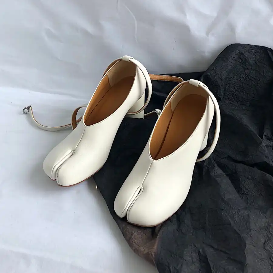 Split toe shoes womens Clearance