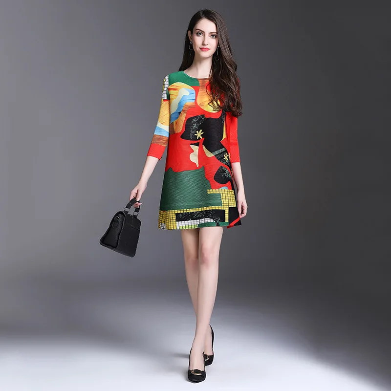 

LANMREM High Quality 2019 New Fashion Pleated Dress Female's Three Quarter Sleeve Print O-neck Clothing Vestido Spring YF965