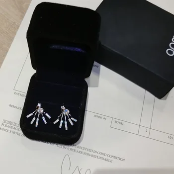 

silver diamond stud earrings South Korea han edition with diamond stud earrings earrings wechat business undertakes