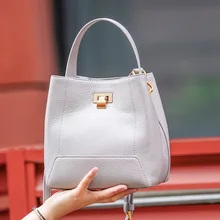 Women's new leather bucket type handbag Europe and the United States fashion leather large capacity shoulder bag