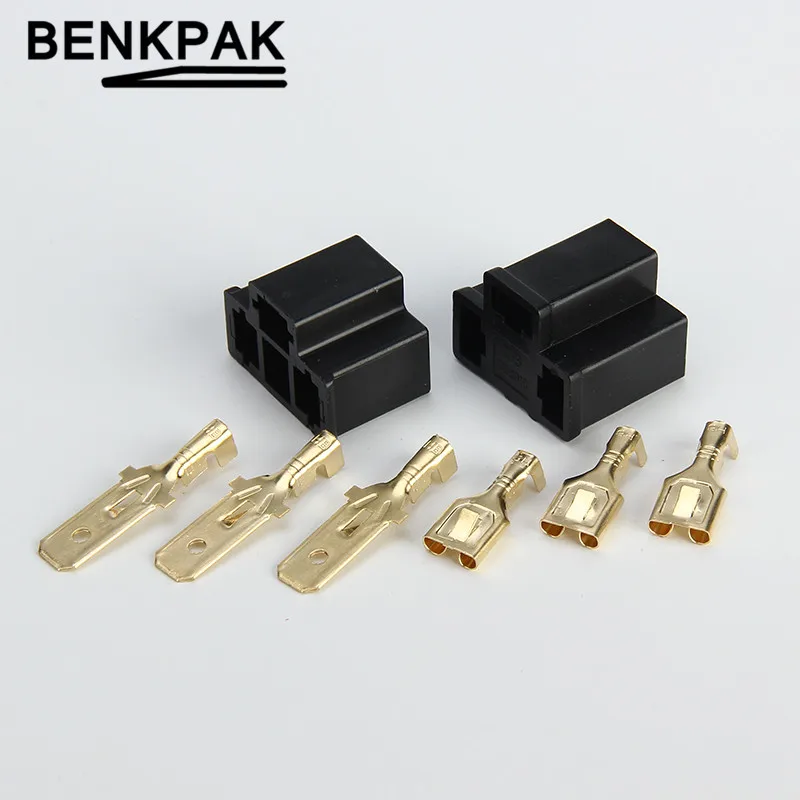 

1kits 3Pin H4 Car connector plug H4 Auto holder plug 7.8mm lamp plug bulb socket for Male + female
