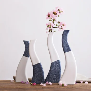

1pc Japanese Ceramic Vase Snowflake Glazed Flower Vase Home Decor Centerpiece Porcelain Hydroponic Container (S/L)