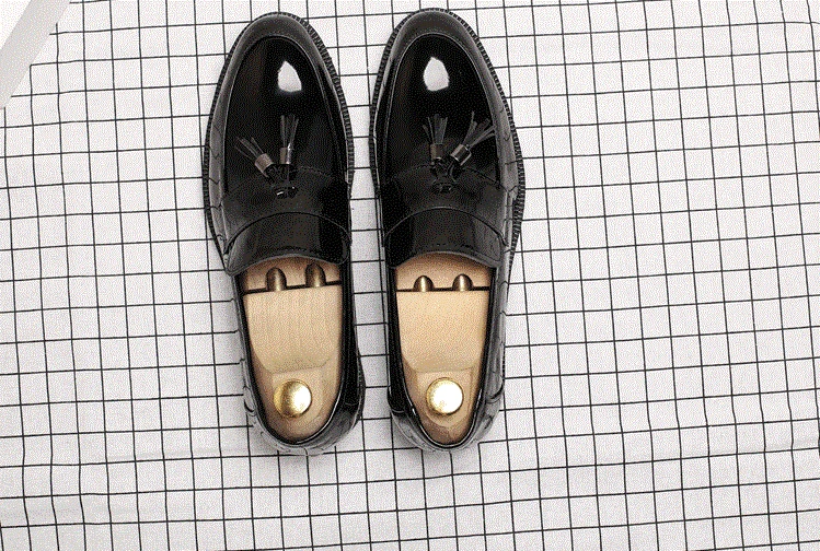 M-anxiu/классические черные лакированные кожаные свадебные туфли мужские лоферы без шнуровки с кисточками и бахромой; парадная обувь