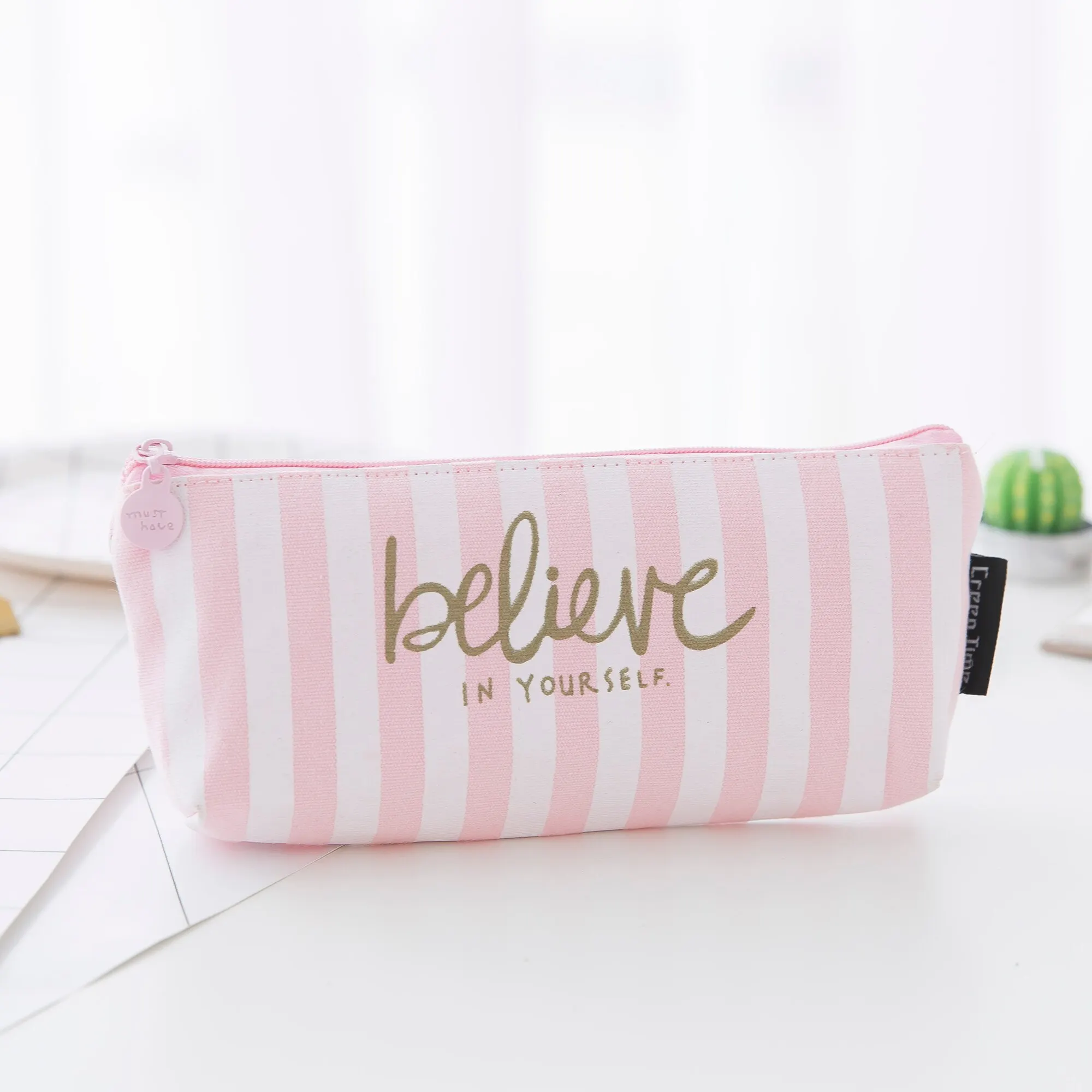 

Storage Box Pencil Pen Storage Bag Obtrapezoid Students Sundries Creative Cute Pink Stationery Bag Office Organizer New