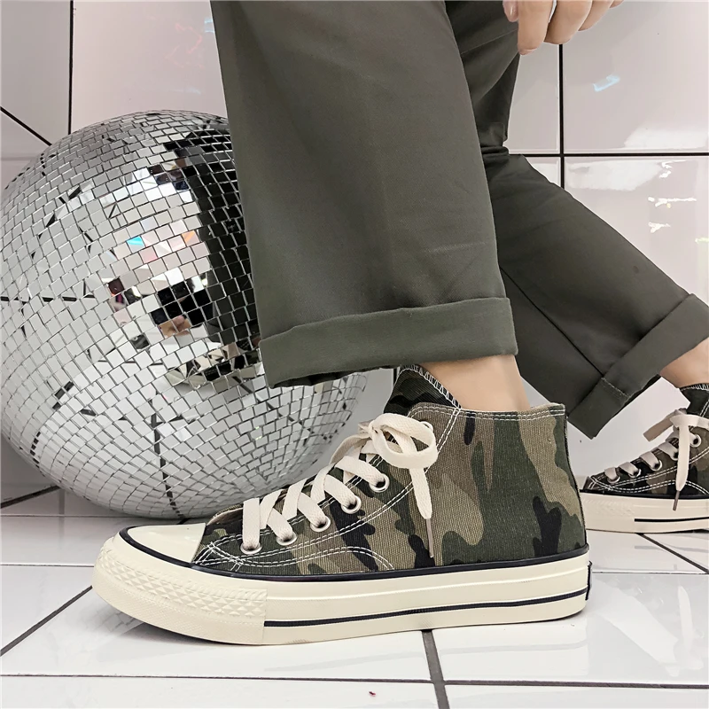 

Spring Autumn New Brand Boy / Male Casual Canvas Shoes Breathable Tenis Fashion Men Sneaker Camouflage Flats Shoes