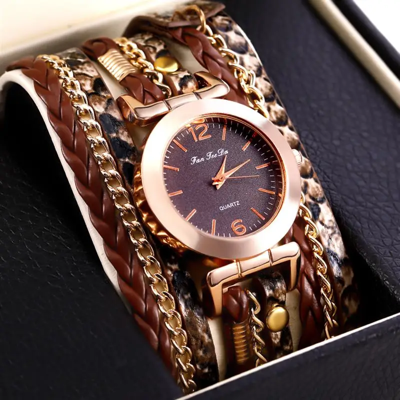 

Classic Women's Bracelet Watch Stainless Steel Analog Quartz Wristwatch Small Dial Rose Gold Watches Luxury Reloj Mujer