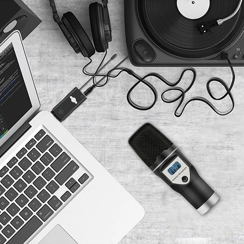 

USB Sound Card UHF Wireless Microphone with Tripod for Audio Computer Karaoke Live Broadcasting IJS998