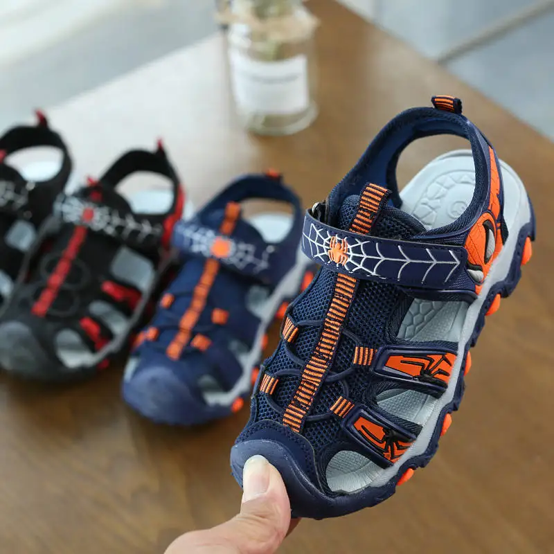 Juyouki/детские сандалии для мальчиков и девочек с человеком-пауком; дышащая детская обувь с закрытым носком; Sandalia; летние пляжные сандалии; Водонепроницаемая Обувь