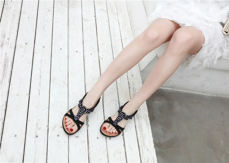 MVVJKE/ г. Летние босоножки на танкетке Модные женские повседневные сандалии на плоской подошве с кристаллами женские пляжные сандалии-гладиаторы в богемном стиле
