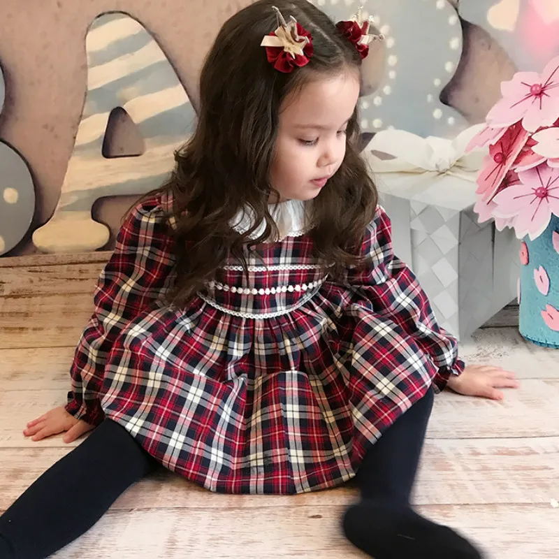 

2019Spanish Style 3pcs Little Girl Long Sleeve Dress Suit Girls Princess Baptism Dress Toddler Girls Dresses Quaity Cotton Soft