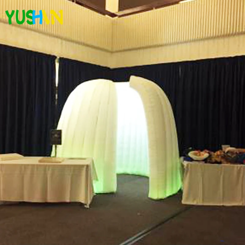 White Dome Photo booth