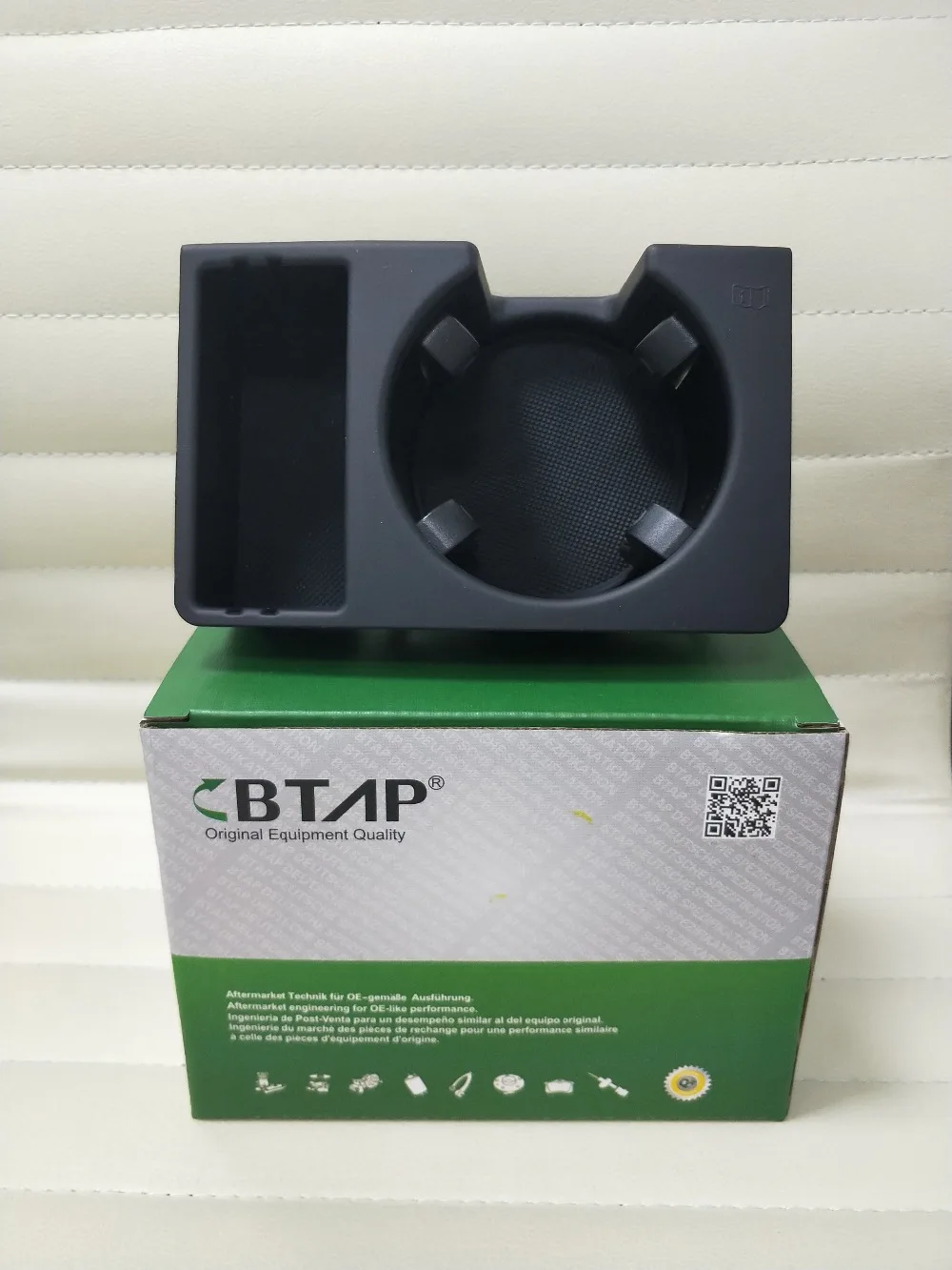 

BTAP Car Auto Part Cup Hold Drink Holder Bracket For AUDI A6 C6 2005 2006 2007 2008 2009 2010 2011 2012 4FD862534 4FD 862 534