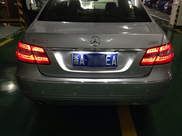 Mercedes_Benz_W203_LED_license_plate_lamp (6).jpg