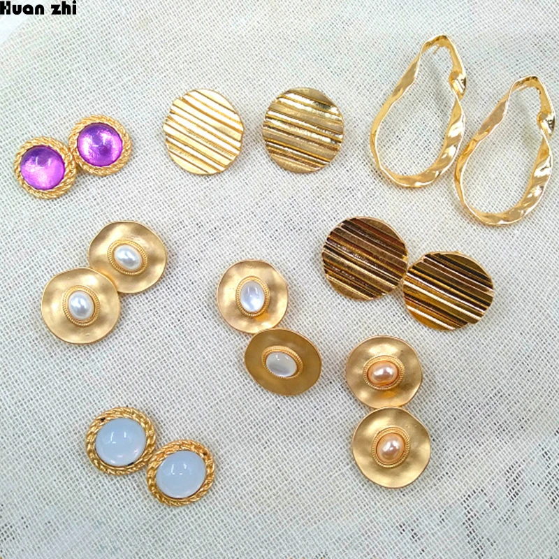 

HUANZHI 2019 New Design Gold Metal Irregular Round Crystal Pearl Clip on Earrings for Women Student Girl No Pierced Earrings