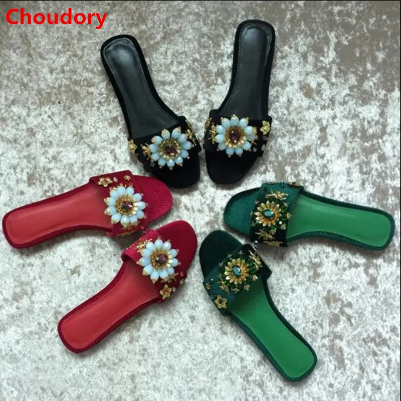 

Fashion Week Celebrity Rhinestones Beads Slippers Women Flat Bohemia Sandals Female Fashion Outdoor Slipper Summer Beach Shoes