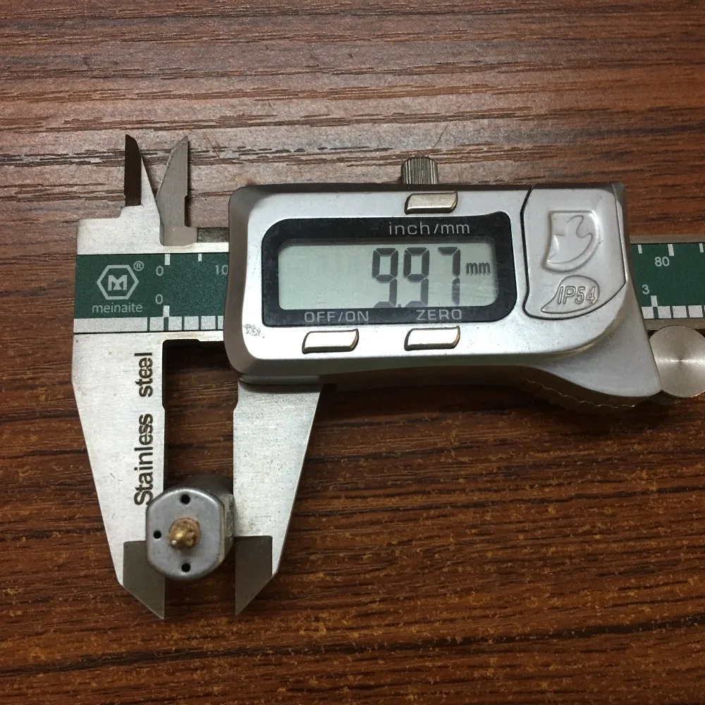 1111