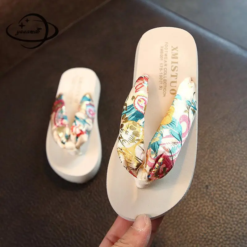 

YAUAMDB kids slippers summer girls flip flops shoes flat print soft bottom breathable hollow fashion children Bohemia shoes ly20