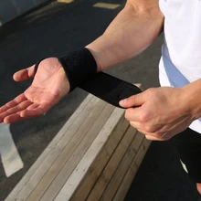 Self-heating Magnet Wrist Support safe comfortable wrist pain relief support brace Winter Keep Warm Pain Relief Hand