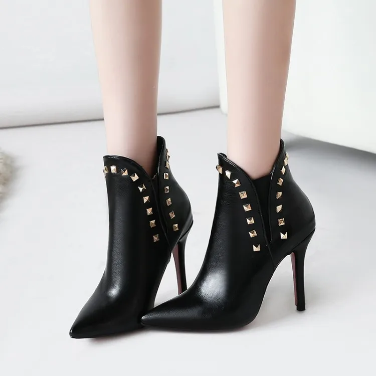 

Big Size 11 12 13 14 15 16 Europeans and Americans with pointed, thin heels and high heels, wicker nails and short boots