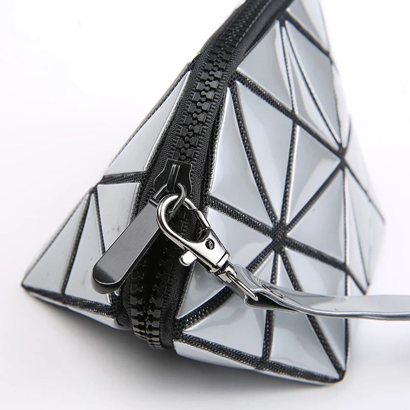 Mujeres organizador bolso costura geométrica triángulo embrague pu mano Bolsas lavado lindo cosmética bolsa necessarie viajes maquillage Mujeres organizador bolso costura geométrica triángulo embrague pu mano Bolsas lavado lindo cosmética bolsa necessarie viajes maquillage