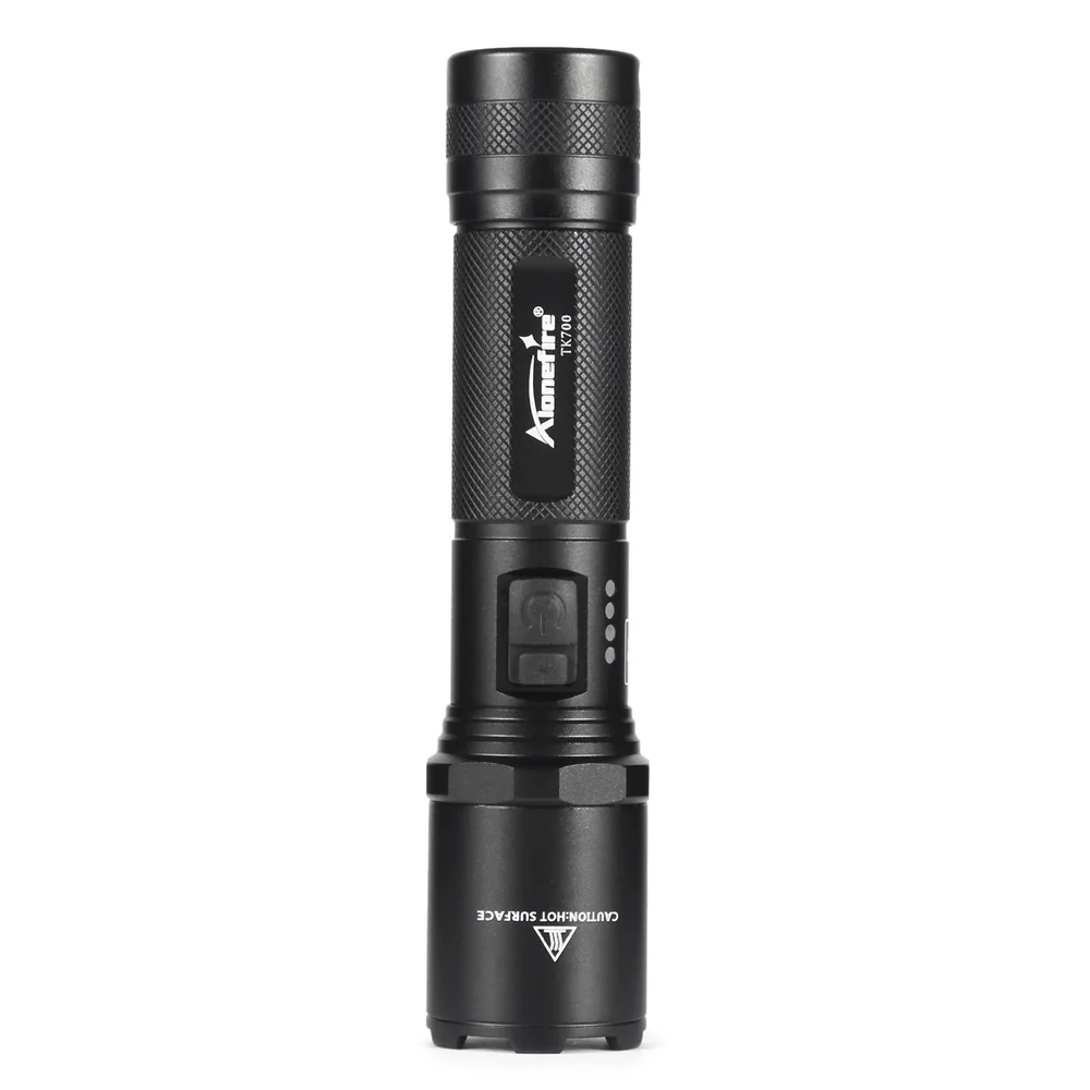 TK700 L2 flashlight (3)