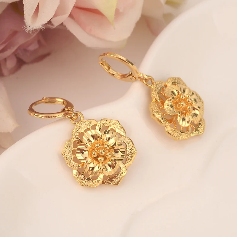 hot flower drop earring Ethiopian/Nigeria/Kenya /Ghana Gold color