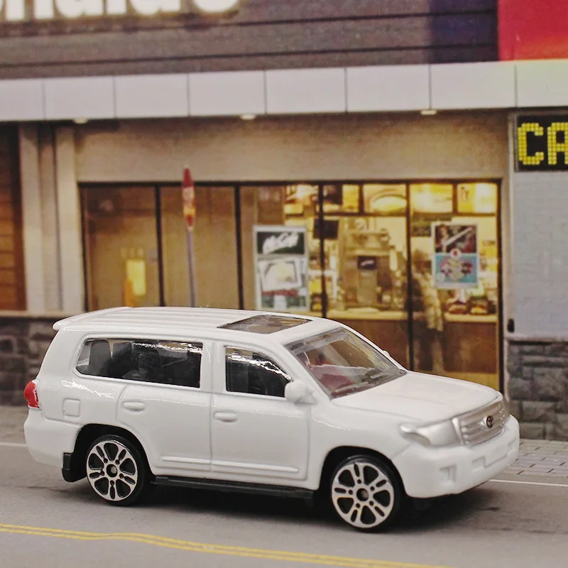 164 Toyota SUV Alloy car model child toys collect gift Pocket carin