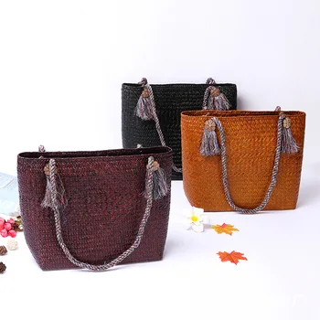 

2017 The new retro style women 's hand - made handmade straw orchard weaving handbags Thai version of the package