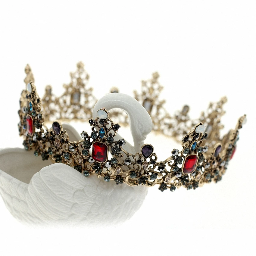Luxury Bridal Bridesmaid Tiara Crown Rhinestone Pageant Crown Bridal Wedding Tiaras and Crowns Hair Jewelry Accessories Luxury Bridal Bridesmaid Tiara Crown Rhinestone Pageant Crown Bridal Wedding Tiaras and Crowns Hair Jewelry Accessories