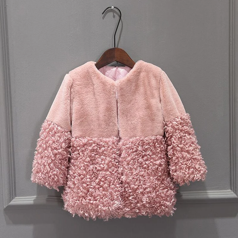 New Autumn Winter Girls Faux Fur Coat Kids Warm Coats Children Fur Coat For Baby Girls Jackets Princess Parkas Girl Fur Coat цена New Autumn Winter Girls Faux Fur Coat Kids Warm Coats Children Fur Coat For Baby Girls Jackets Princess Parkas Girl Fur Coat цены онлайн