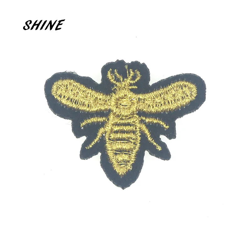 6pcs/lot Bee Embroidered Badges Iron On Patches For Clothing Motif Sticker DIY Craft Sewing Accessories 3.3x2.7cm | Дом и сад