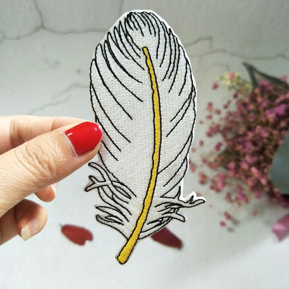 

feather Patch Iron On Patch Embroidered Applique Sewing Label punk biker Patches Clothes Stickers Apparel Accessories Badge