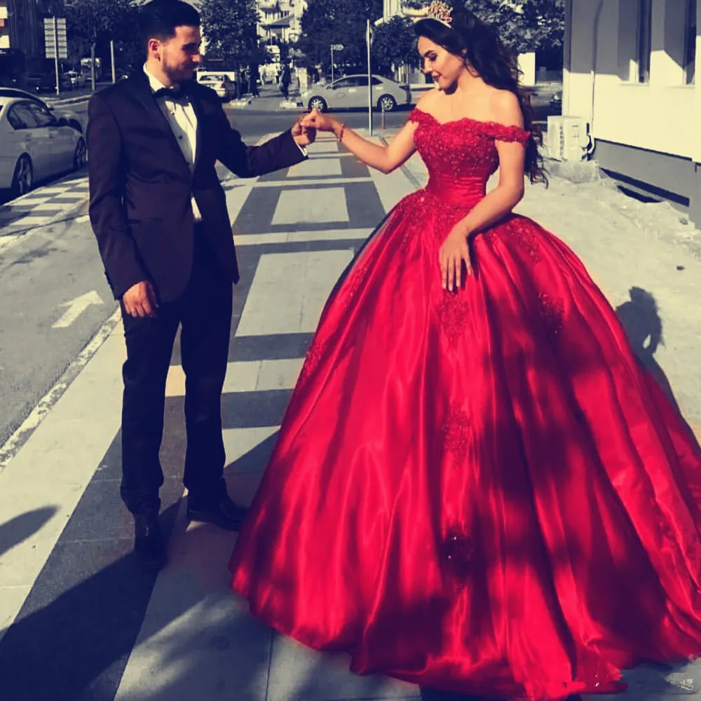 

2019 Cheap Red Prom Dresses Off Shoulder Evening Gowns Formal Dresses Evening Wear Prom Gowns Designer Fashion