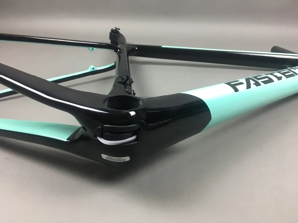 Clearance light blue 2018 TAIWAN FASTERWAY classic carbon road frameset UD weaves carbon bike frame:Frameset+Seatpost+Fork+Clamp+Headset 31