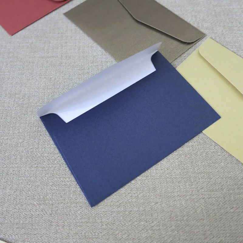 Dark blue 100 шт 10x7 см(3," x 2,7") мини красочный бумажный конверт членские карты Обложка для банковских карт - Цвет: Dark blue