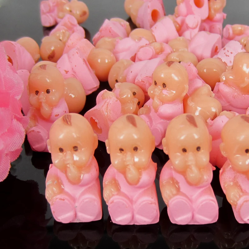 muñecos pequeños de plastico