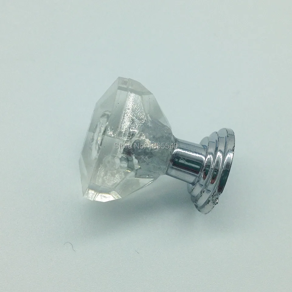 Crystal Plastic cabinet knobs 74.jpg