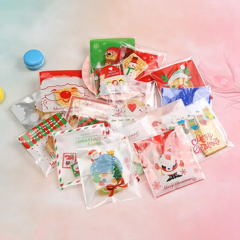 

100PCS Bakery Package Christmas Style Self-sealed Biscuit Cookie Candy Bag 10 * 10 Christmas Candy Supplies Gift Present Bags