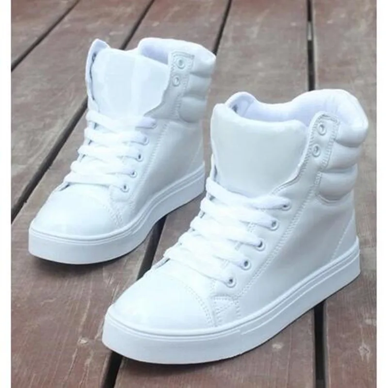 

2019 Winter Trend In The Tube Boots Ladies Fashion Warm Solid Color Cross Straps Casual Flat Student Slip Wear 36-44