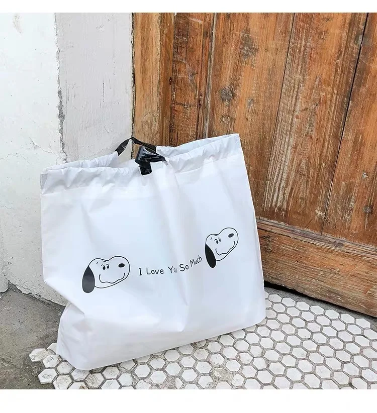

Ins cute Snoopy handbag folding shopping bag drawstring travel storage bag clothing store plastic bag