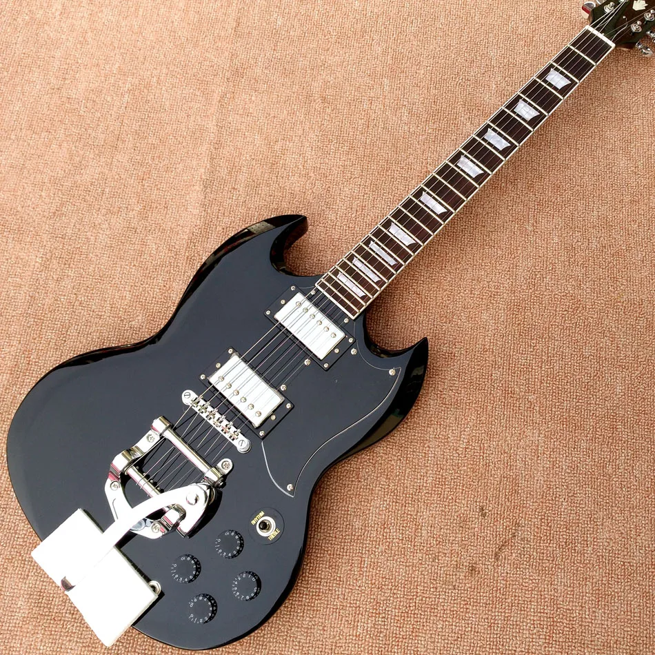 

New high quality custom handmade electric guitar, black electric guitar with 2 pickups Chrome tremolo system, free shipping