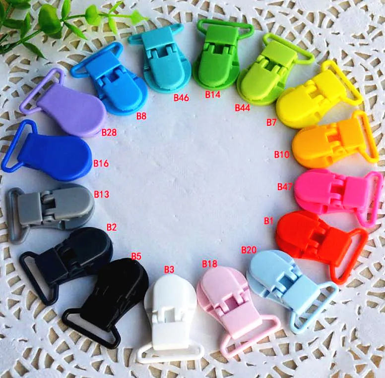 KAM 600PCS Fashion Baby Pacifier Clip Candy Colors Plastic Clip Pacify