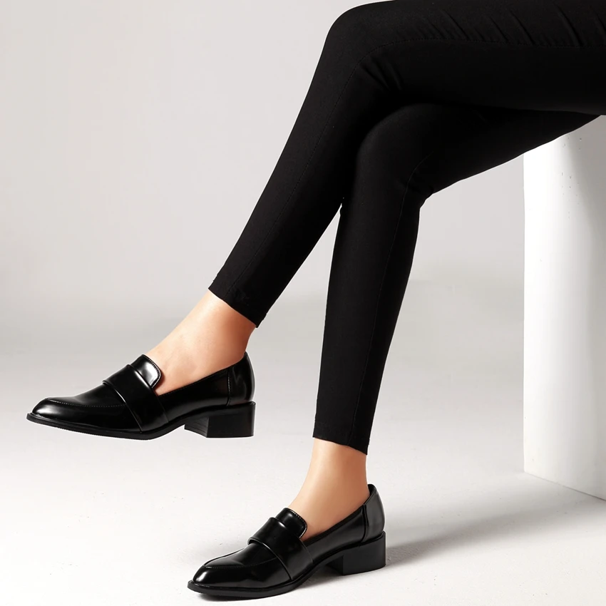 Женские модельные туфли-лодочки на каблуке 4,5 см; офисные женские туфли-лодочки; женские черные лоферы из лакированной кожи на квадратном каблуке; женская летняя обувь