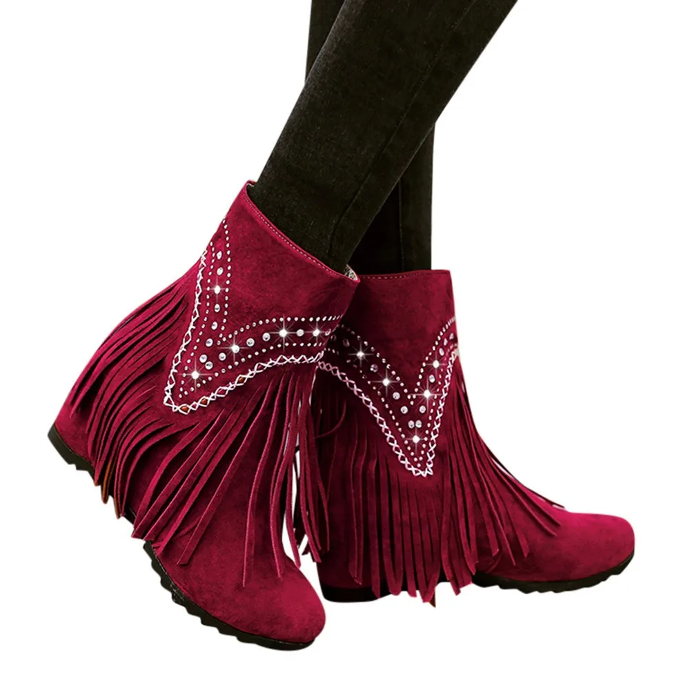 Женские короткие ботинки зимние замшевые ботинки в этническом стиле сапоги для верховой езды в стиле ретро с кисточками обувь на танкетке средней высоты г. Модная теплая меховая обувь