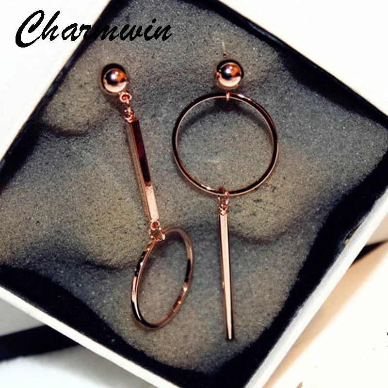 

Charmwin Circle Asymmetric Earrings Fashion Jewelry New Exquisite Earrings For Women PE1352