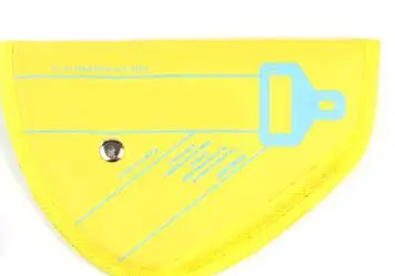 Urbanroad Kids Children Car Safety Seat Belts Adjuster Protector Cover Clip Booster Strap Harness Pads Car Accessories - Color Name: Yellow