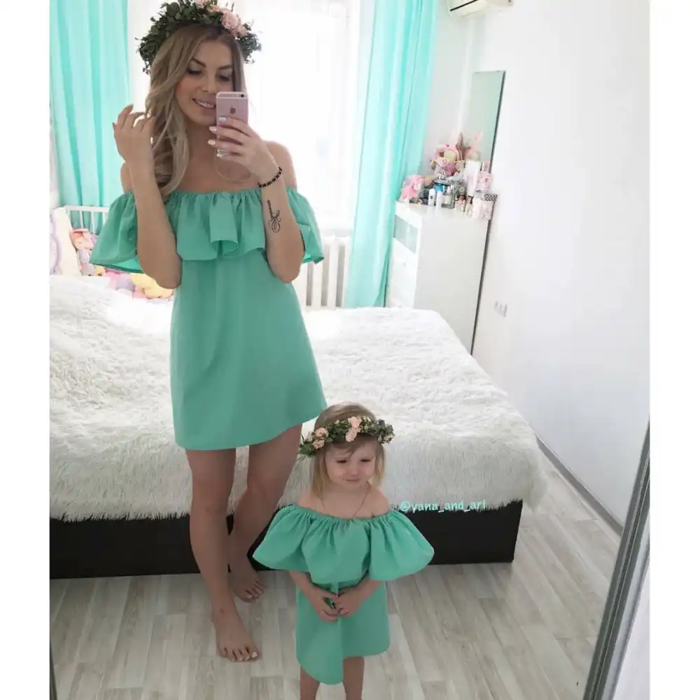 daughter and mother dresses